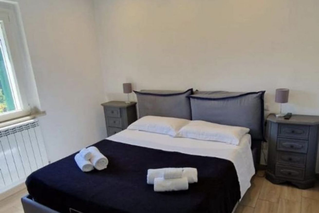 1 bedroom, iron/ironing board