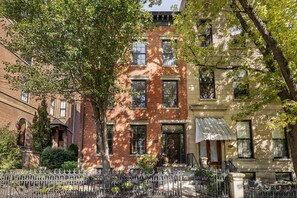 Exterior - Palatial Parkside 3bd Home, Luxury Retreat (Cincinnati)
