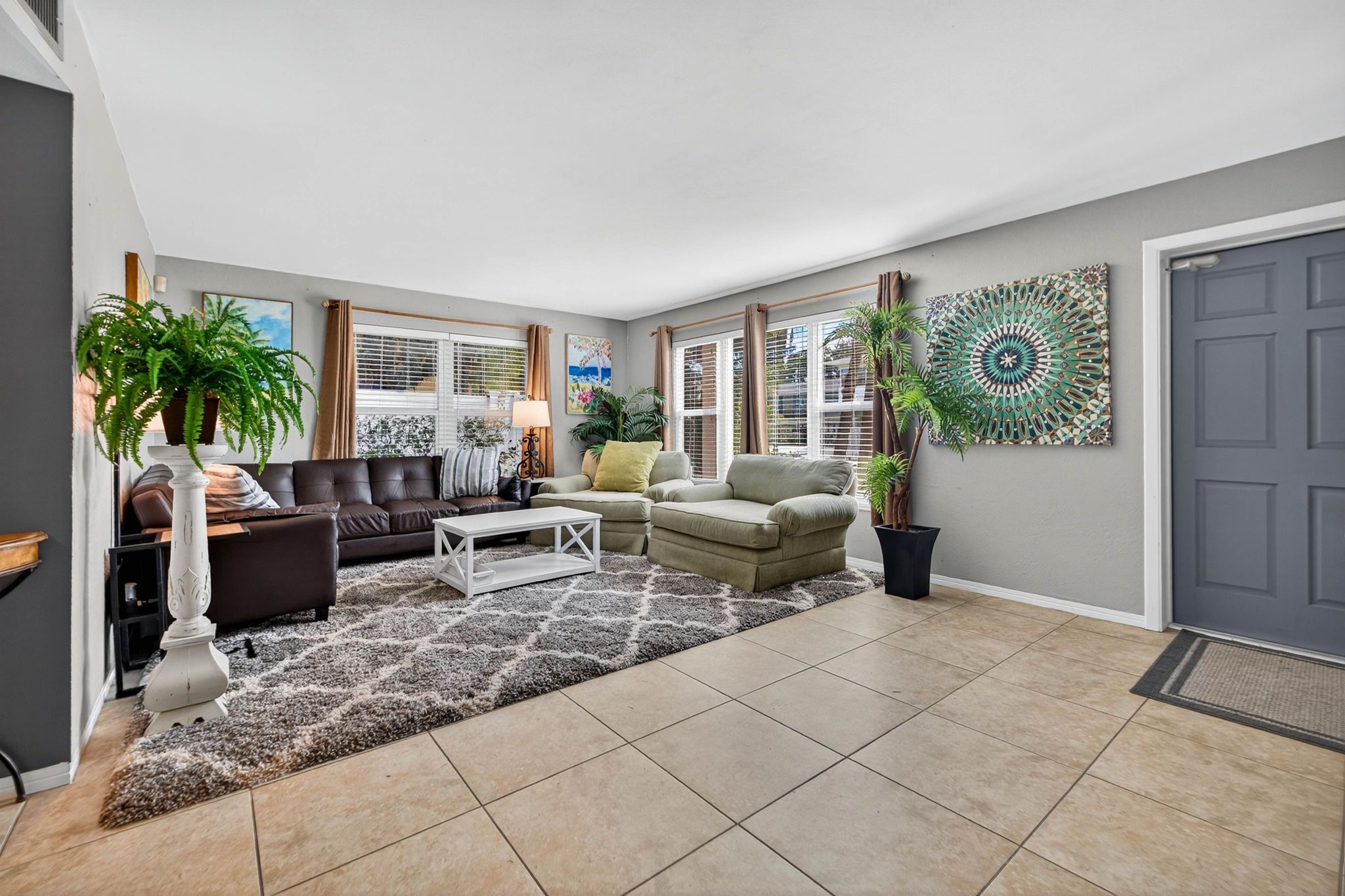 Televisión, chimenea