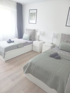 3 Schlafzimmer, Bügeleisen/Bügelbrett, WLAN, Bettwäsche