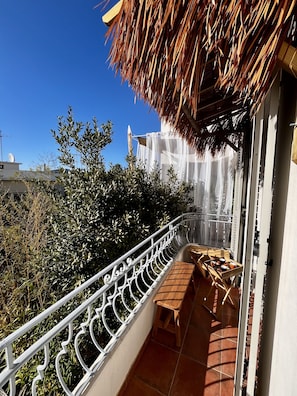 Luxury Apartment, Ensuite (Bord de Mer) | Terrace/patio - Faré de La Vahiné 3 Pièces Mandara Beach (Antibes)