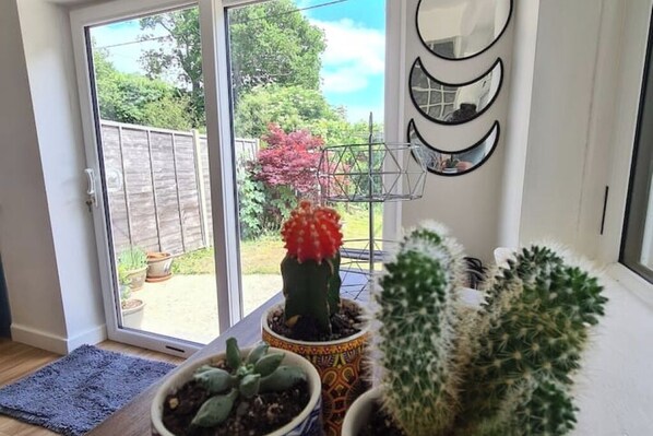 Interior - Kitty Retreat - Polegate 2 x DBL, 1 SGL (Polegate)