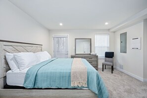 4 bedrooms, iron/ironing board, WiFi, bed sheets - Cozy Family Nest in Fredericksburg VA (Fredericksburg)