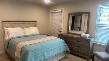 4 chambres, fer et planche Ă repasser, Wi-Fi, draps fournis