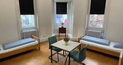 Geräumige 160 qm Wohnung in zentral in Göppingen für Familien, Monteure, Gruppen