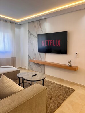Interior - Stylish & Cozy | Downtown 2BR Netflix+Fast Wifi•AC (rabat)