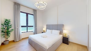 Iron/ironing board, WiFi, bed sheets - Upgraded 1 Bedroom l Sea Views & Beach Access (Port De La Mer)