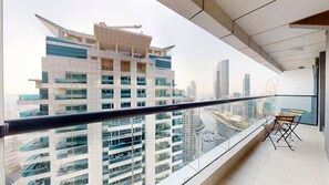 Property grounds - Upgraded 1 Bed l Marina Views l Free Pool Access (Dubai Marina)