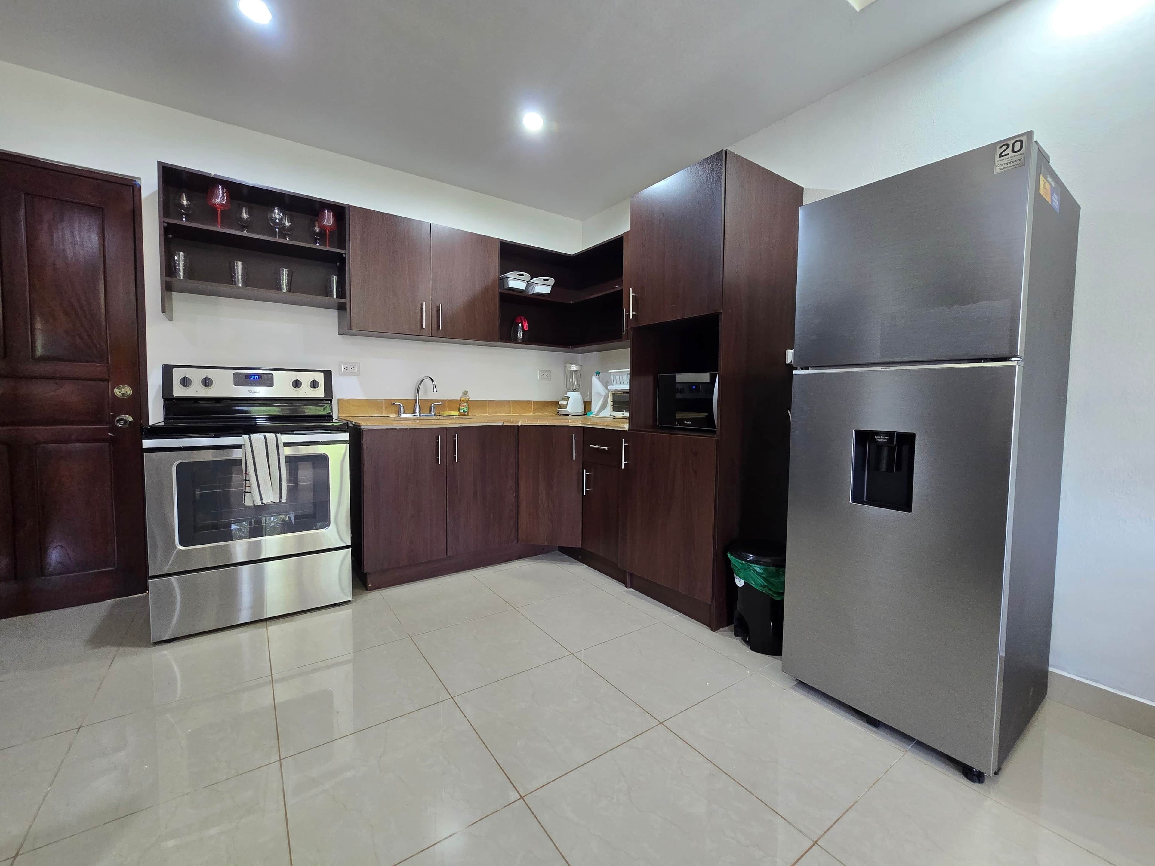 Refrigerador y parrilla de estufa 