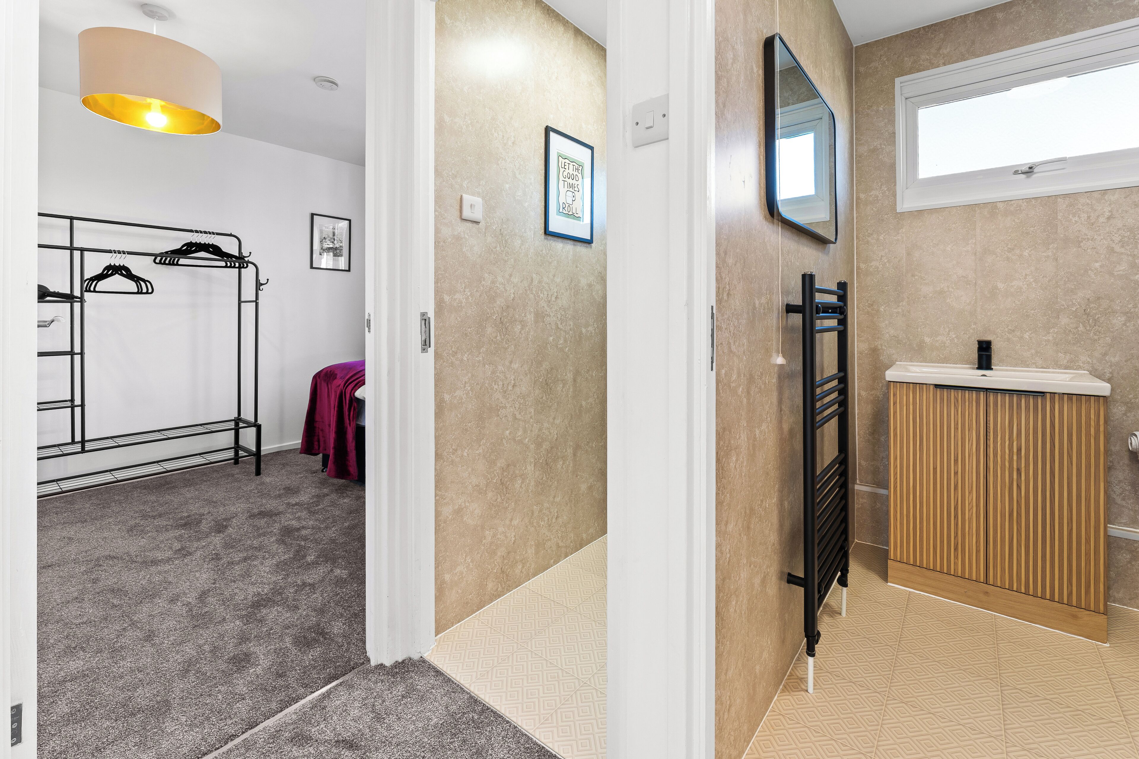 2 chambres, fer et planche à repasser, Wi-Fi gratuit, draps fournis