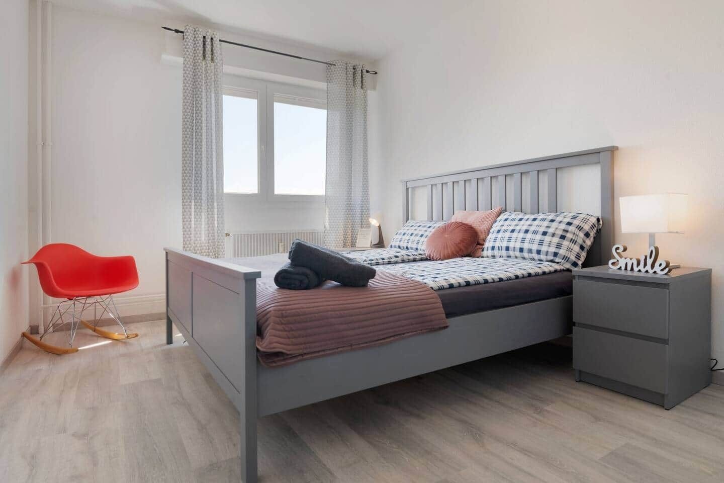 1 bedroom, desk, iron/ironing board, WiFi