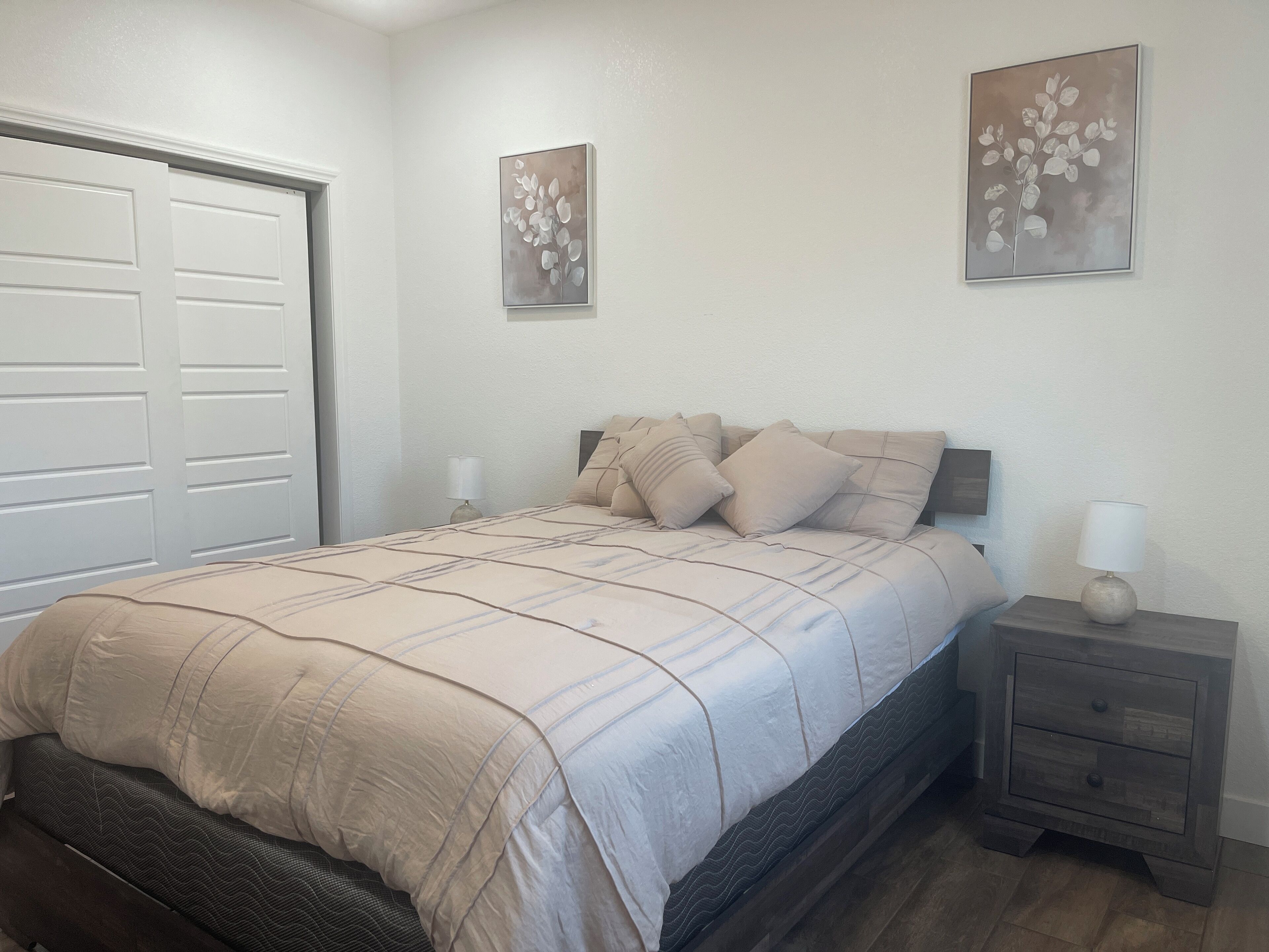 3 soverom, wi-fi (inkludert) og sengetøy