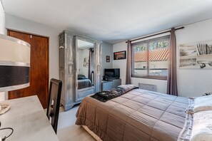 4 bedrooms, iron/ironing board, WiFi, bed sheets - Villa Zaphira with Heated Pool (Gujan-Mestras)