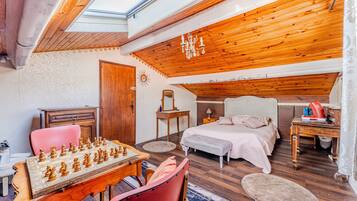 4 Schlafzimmer, Bügeleisen/Bügelbrett, WLAN, Bettwäsche