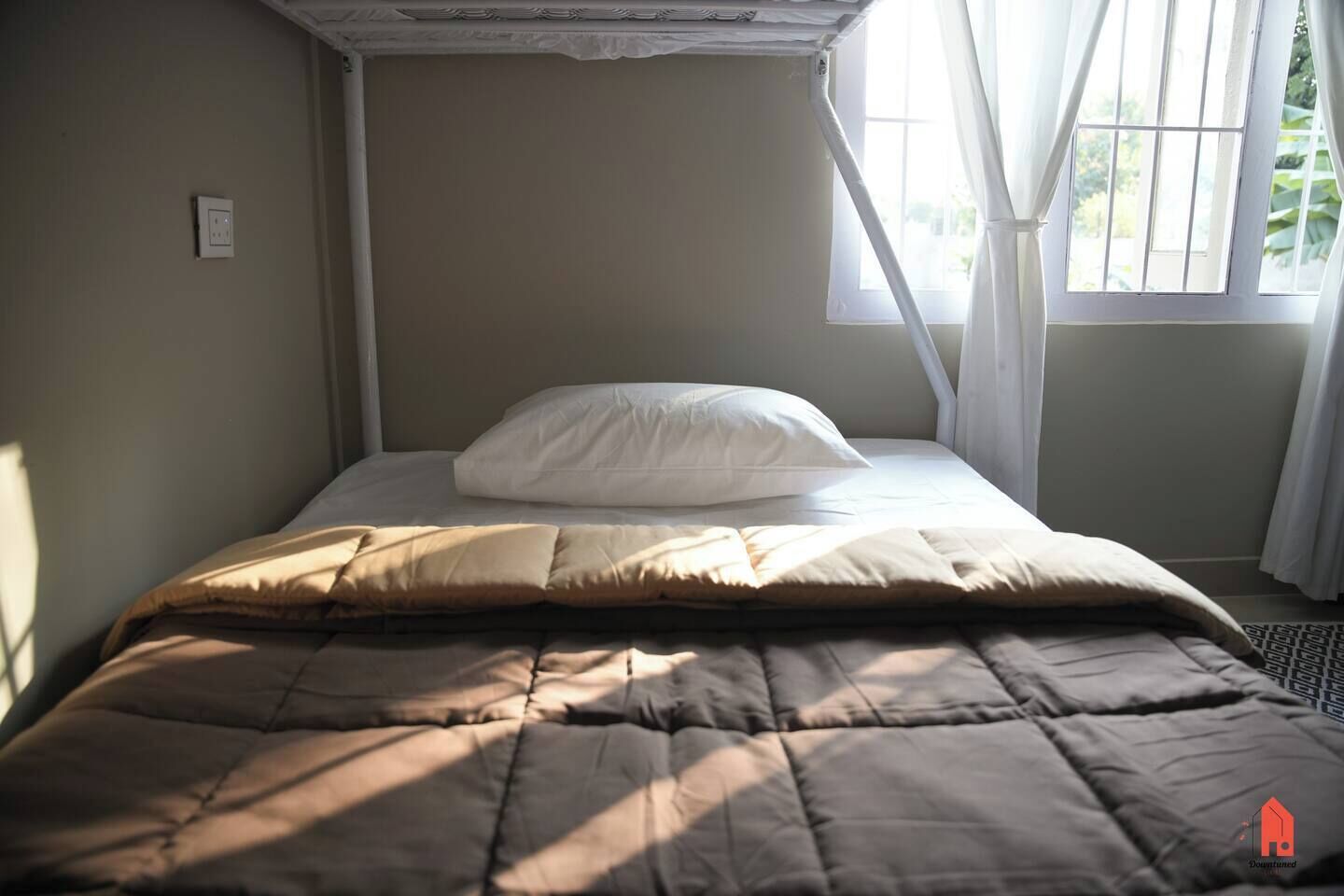 熨斗/熨衫板、Wi-Fi、床單