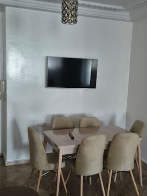 Apart Daire, 3 Yatak Odası, Engellilere Uygun, Sigara İçilebilir | Yemek sevisi