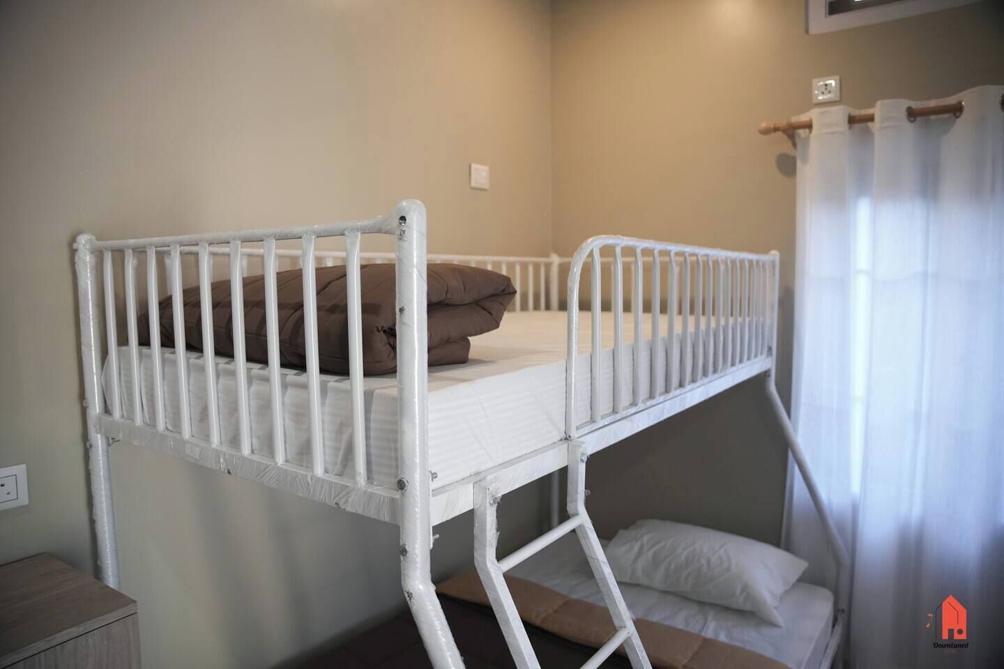 熨斗/熨衫板、Wi-Fi、床單