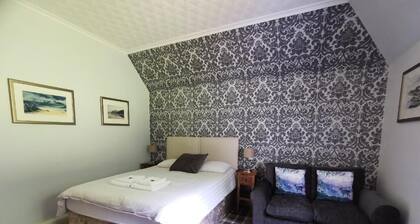 The Knowe Guest House