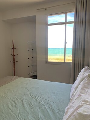 Fer et planche à repasser, Wi-Fi, draps fournis