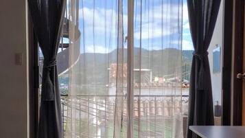 Deluxe Apartment, Balcony, Mountain View