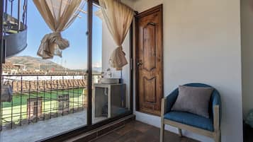 Deluxe Apartment, Balcony, Mountain View