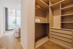아파트, 파티오 | 옷장