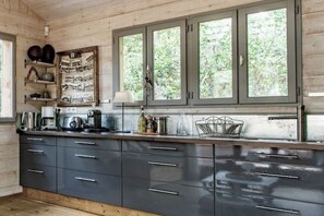 Fridge, microwave, oven, stovetop - ✨ La Villa Giulia - Charm and Serenity in Cap Ferret - 12 people (Lège-Cap-Ferret)