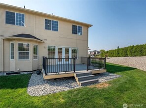 Exterior - Elegant, Light-Filled Retreat with Scenic Views in a Peaceful Neighborhood (East Wenatchee)