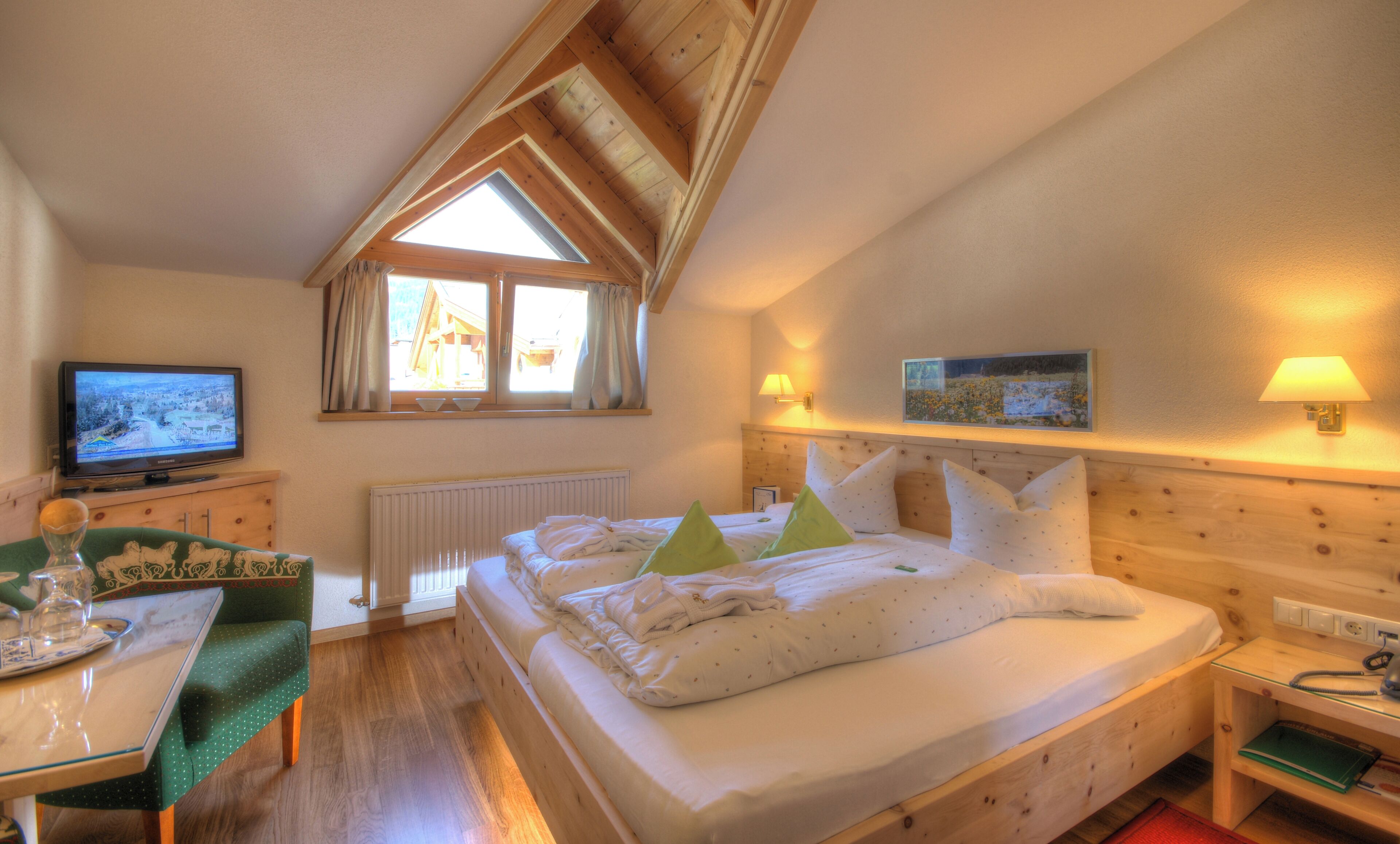 Phòng đôi cơ bản | Truy cập Internet không dây miễn phí 