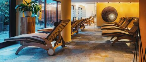 Sauna seca, sauna a vapor