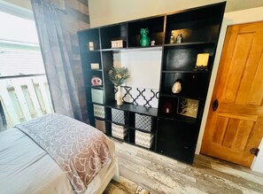 3 chambres, fer et planche à repasser, Wi-Fi, draps fournis