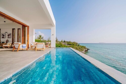 GOURAMI - Two Bedroom Villa, Sleeps 8