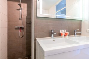 Apartment | Badezimmer