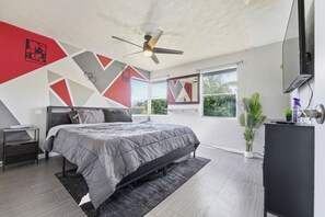 3 bedrooms, iron/ironing board, travel cot, free WiFi