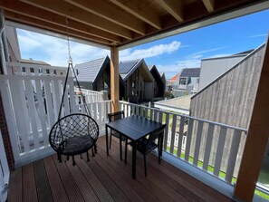 Apartment | Balcony - Lodge With Beautiful View of Garden (Zoutelande)