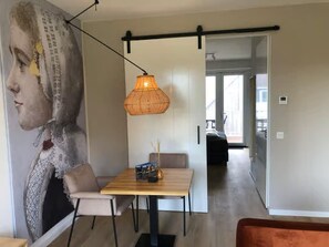 Apartment | Dining - Lodge With Beautiful View of Garden (Zoutelande)