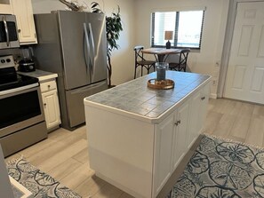 微波炉、烤箱、炉灶、洗碗机