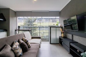 Living area - Giardino Smart Studio 05205 · 7 km GRU Airport +Space+Pool (Guarulhos)