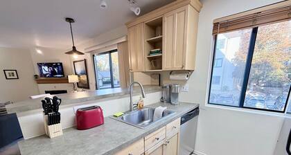 2BR | 2Bath Retreat Near Denver | Gym | Work