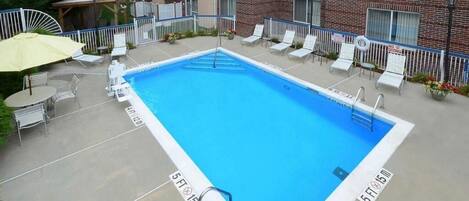 Seasonal outdoor pool