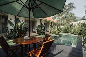 Outdoor pool - D'Leafy Seminyak (Bali)