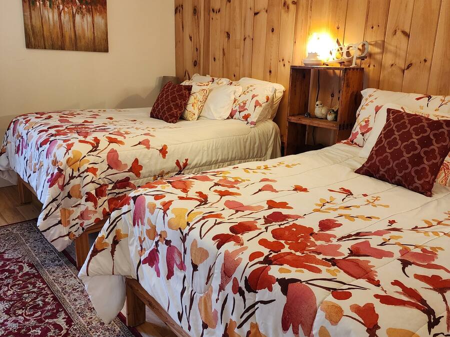Luxury Double Room | Individually decorated, individually furnished, iron/ironing board