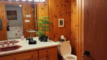 Habitación doble de lujo, vista al río | Baño