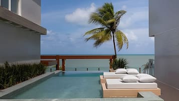 Standard Apartment | Pool