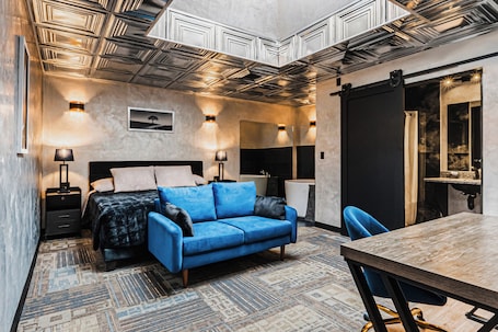 Tabla de planchar con plancha y wifi gratis . Rundle Suites