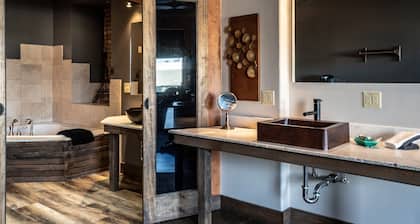 Rundle Suites
