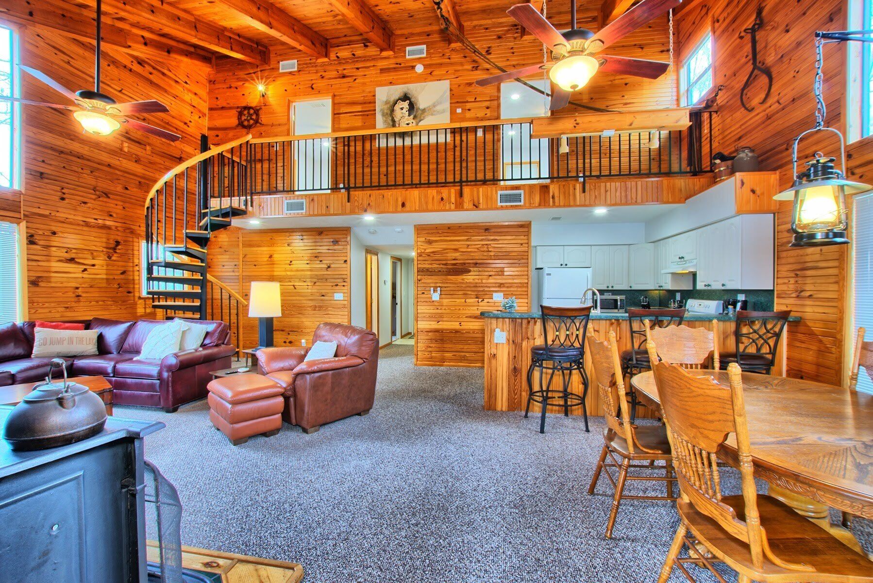 Spacious main living space perfect for large groups 