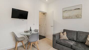 Cottage | Living area