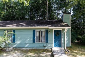 Exterior - 3BR Family Home | Peaceful Stay near Marietta Sq (Marietta)