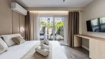 Frette Italian sheets, premium bedding, blackout curtains